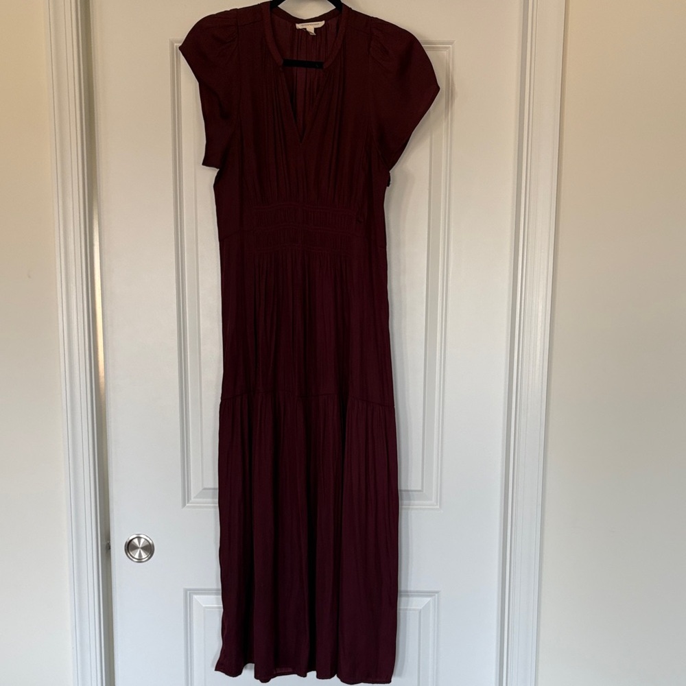 Women’s Burgundy Maxi Dress - Elegant V-Neck Cap Sleeve